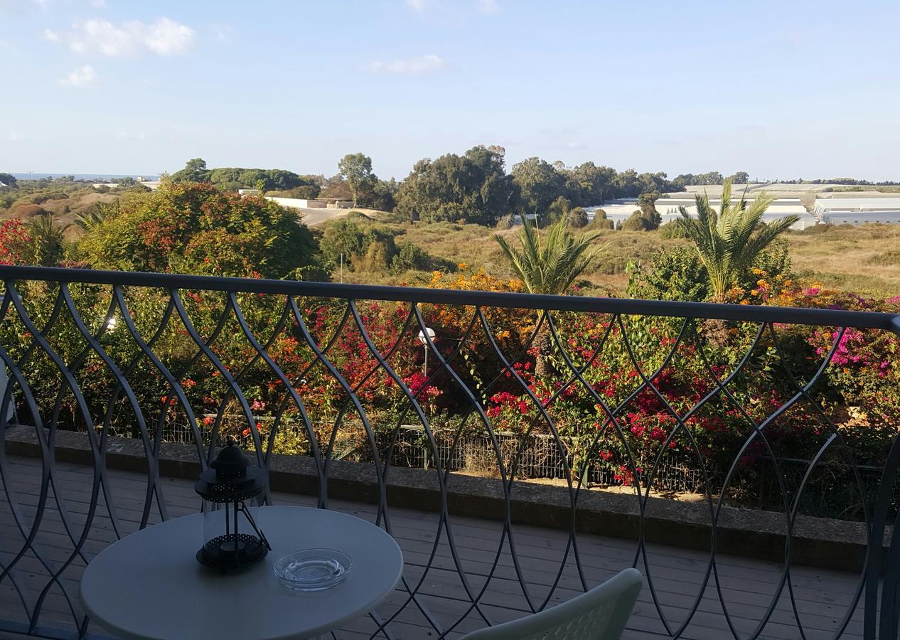 Neot Golf, Ziv'S Place Caesarea Luaran gambar