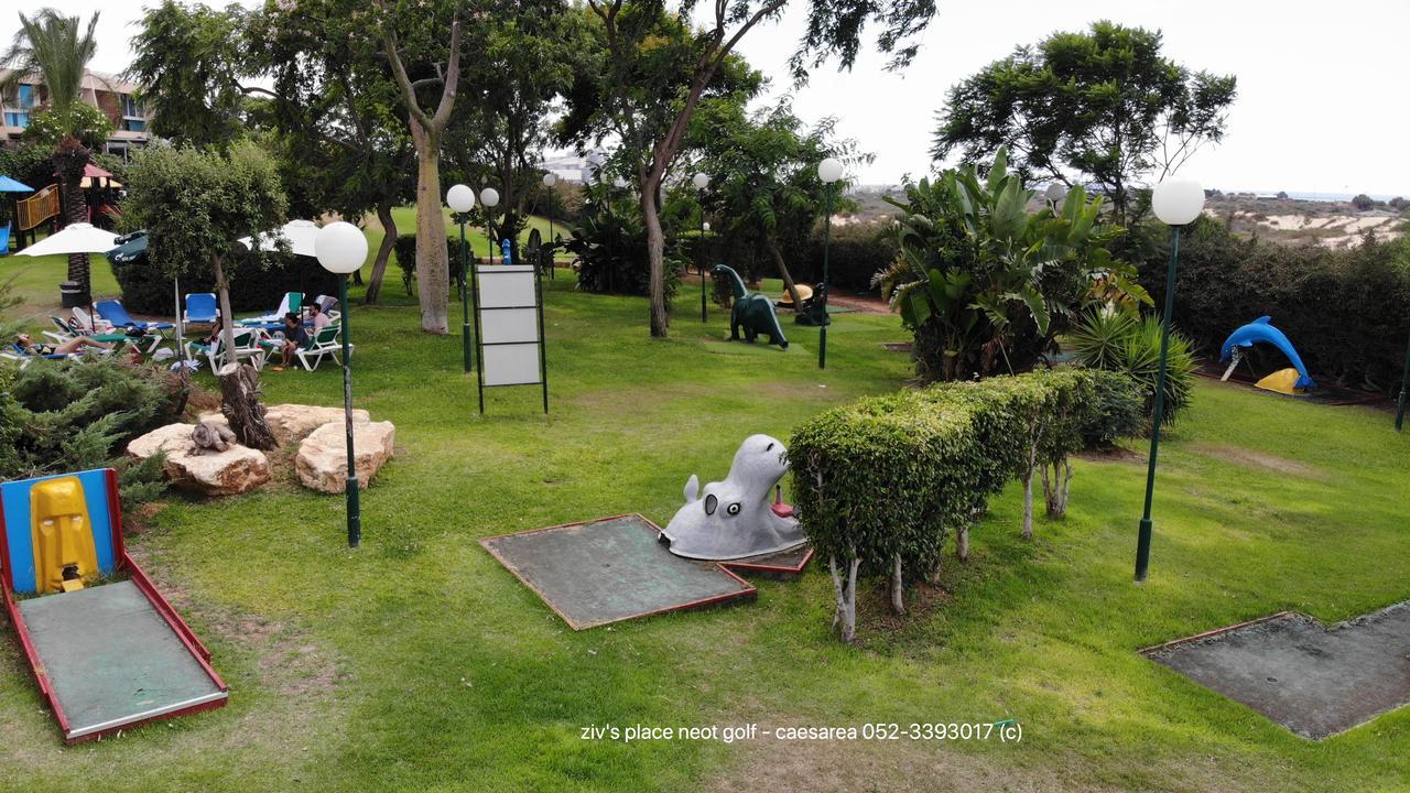 Neot Golf, Ziv'S Place Caesarea Luaran gambar