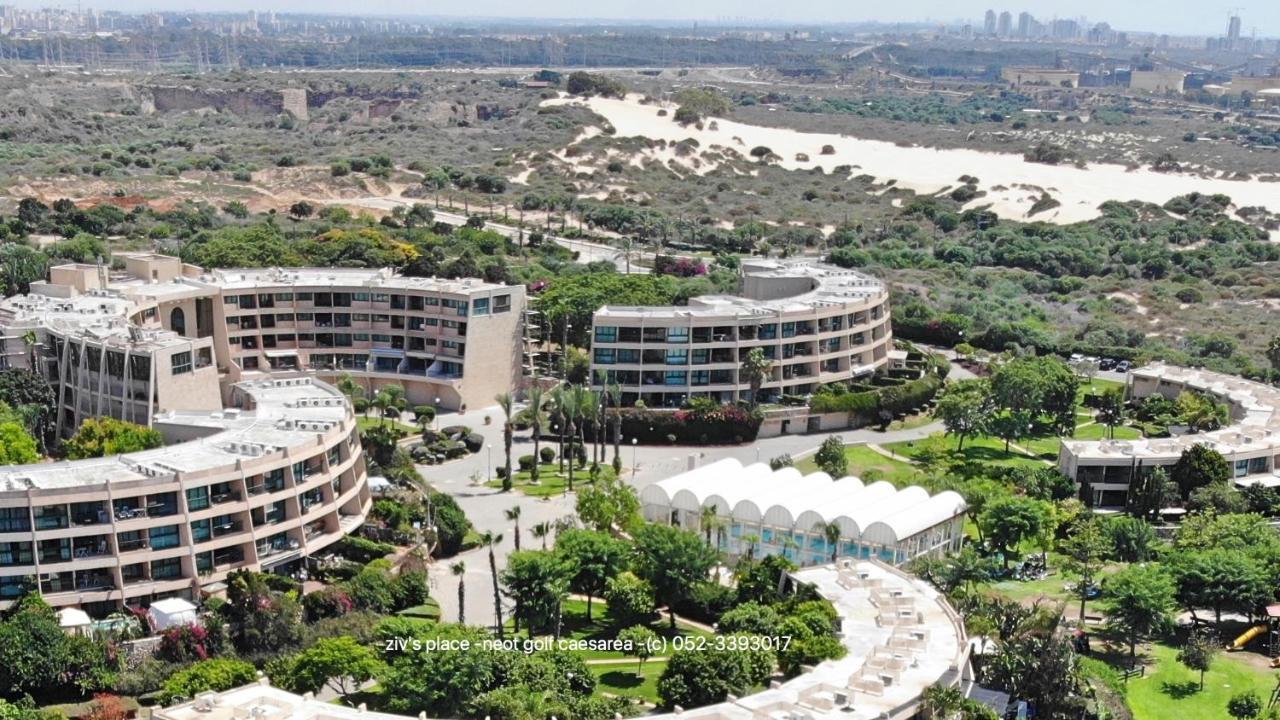 Neot Golf, Ziv'S Place Caesarea Luaran gambar